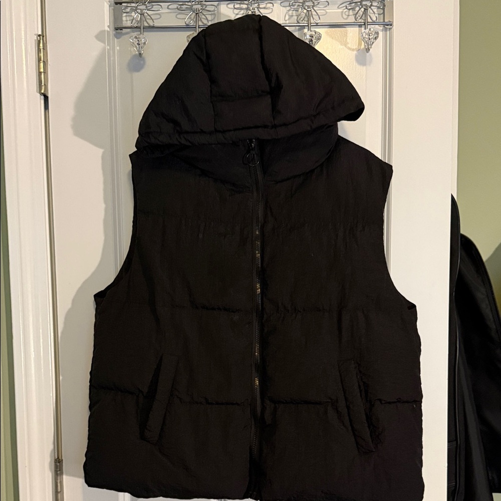 SHEIN Hooded Black Vest